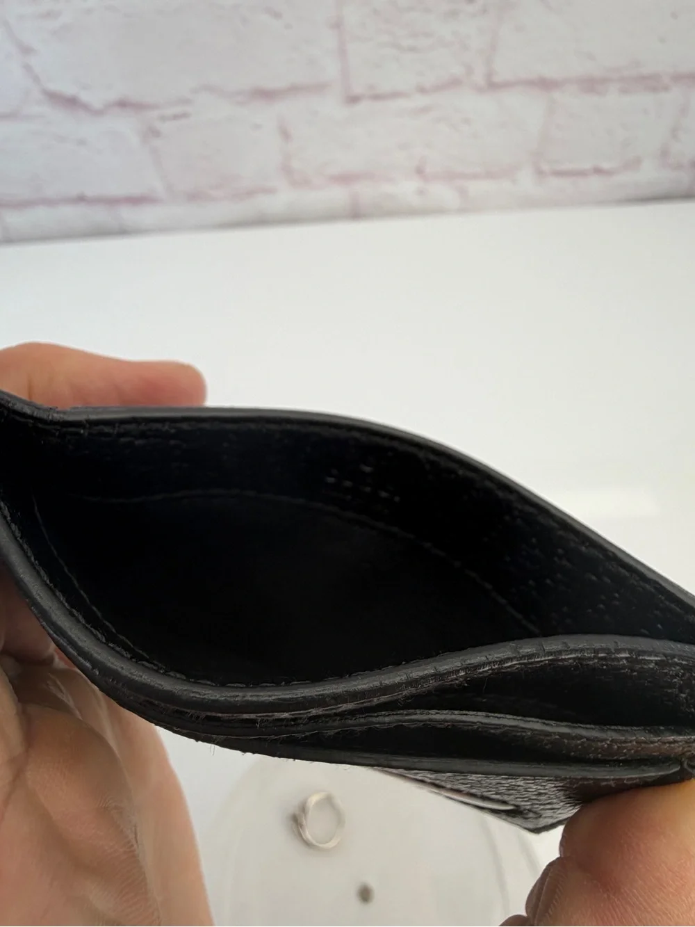 Gucci Black Leather ID Card Case Signature Stripe Window